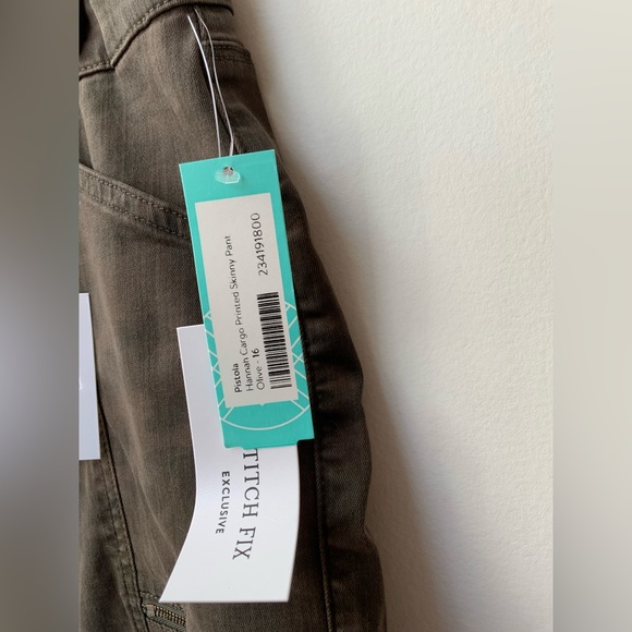 Pistola Camo Jean, NWT - Picture 7 of 7